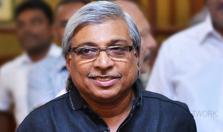 തിയറ്ററുകളില് പോലാസ് സാന്നിധ്യം പാടില്ല: കമല്