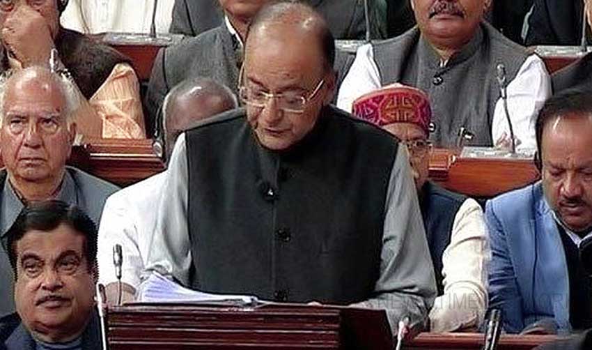 ആദായ നികുതി നിരക്കില് മാറ്റം വരുത്താതെ കേന്ദ്ര ബജറ്റ്