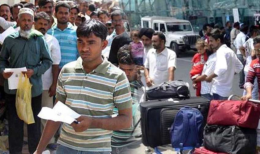 സൗദി വത്കരണം; നാട്ടിലേക്ക് മലയാളികളുടെ പലായനം