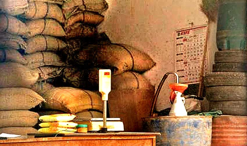 പ്രളയം; സൗജന്യ അരിവിതരണം ഡീസംബര് വരെ