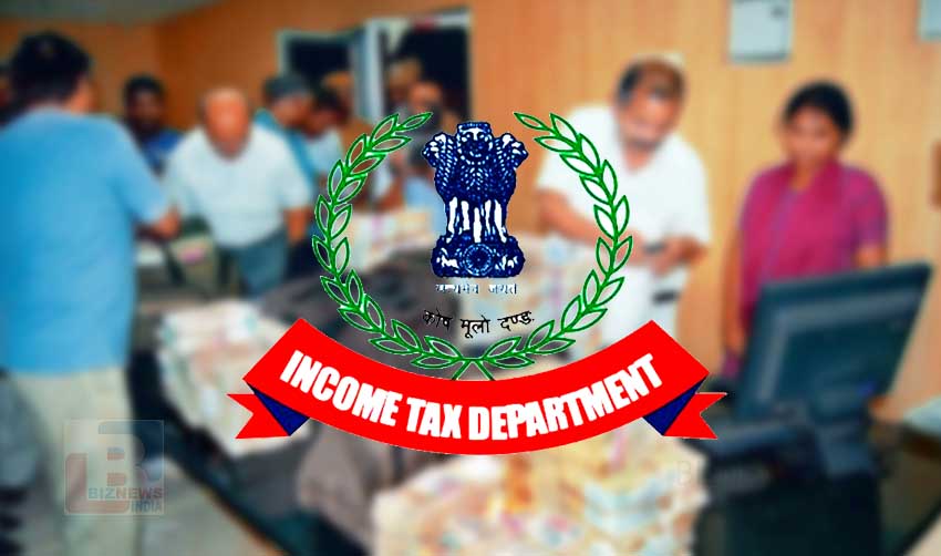 കന്നഡ സിനിമാതാരങ്ങളുടെ വീടുകളില് റെയ്ഡ്