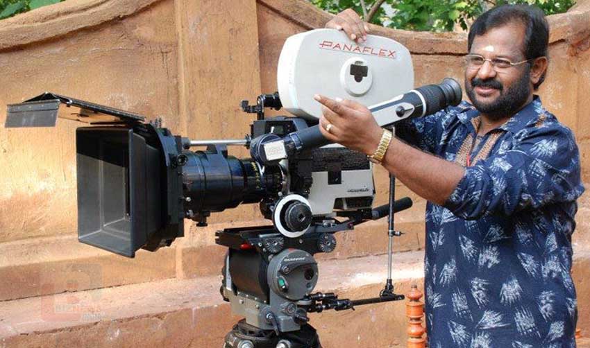 ചലച്ചിത്ര സംവിധായകന് ബാബു നാരായണന് അന്തരിച്ചു