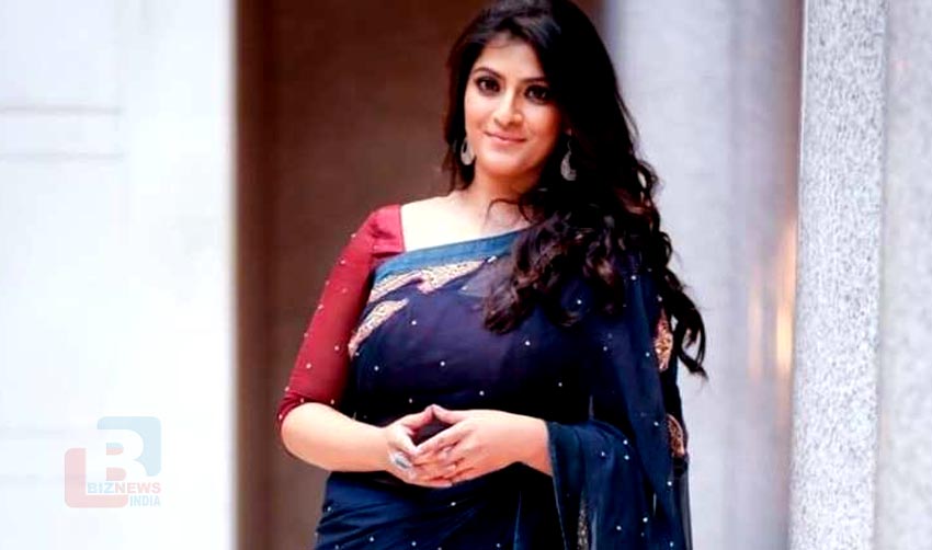 നടി വരലക്ഷ്മിയുടെ സോഷ്യല്‍മീഡിയ അക്കൗണ്ടുകള്‍ തിരിച്ചുപിടിച്ചു