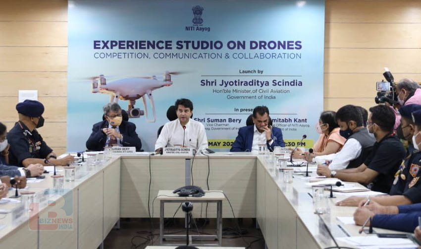 ഇന്ത്യക്ക് ഒരു ലക്ഷം ഡ്രോണ് പൈലറ്റുമാരെ വേണം: കേന്ദ്ര വ്യോമയാന മന്ത്രി