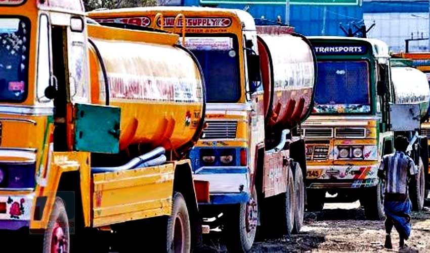 ടാങ്കര് ജീവനക്കാരുടെ പണിമുടക്ക് മൂന്നാം ദിവസത്തിലേക്ക്