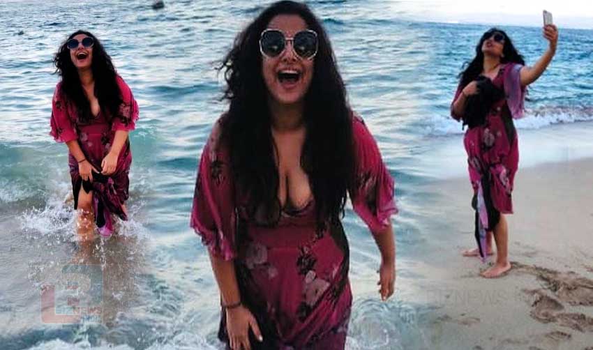 ബാലിയില്‍ ആര്‍ത്തുല്ലസിച്ച് വിദ്യ