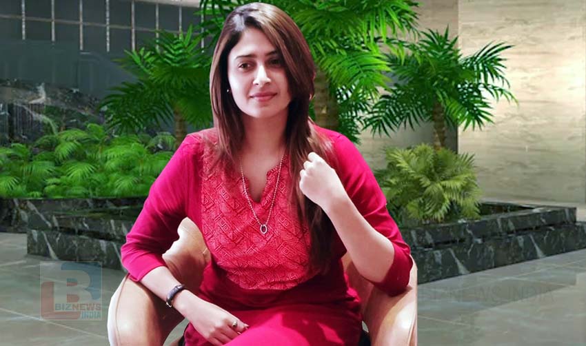 ലക്ഷദ്വീപിനായി യുവസംവിധായിക ഐഷ സുല്‍ത്താന നിവേദനം സമര്‍പ്പിച്ചു
